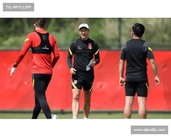 国足新帅选拔结果尘埃落定 两人意外出局黑马崭露头角